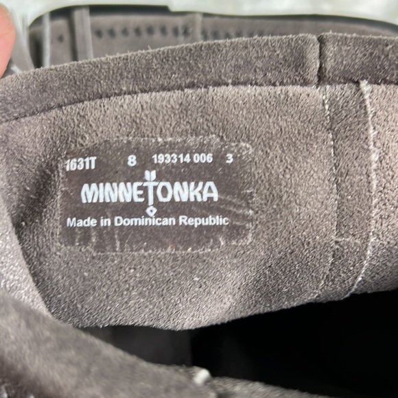 Minnetonka 3 layer fringe moccasin boots size 8 - Picture 13 of 14